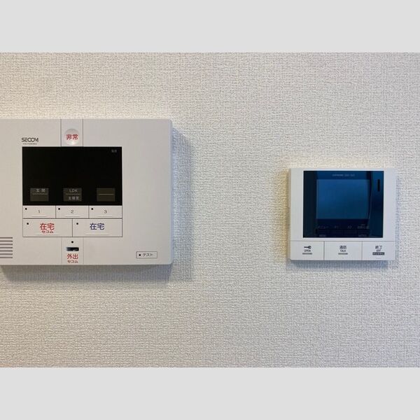 その他設備 (205 SECOM TVインターホン)