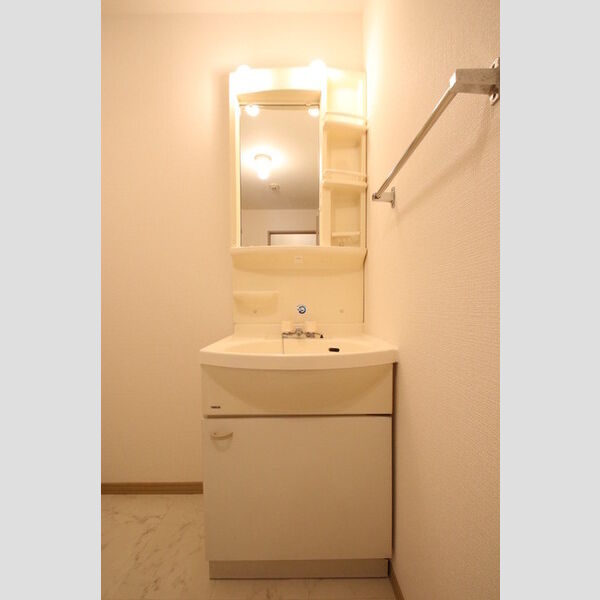 洗面所 (洗面台)