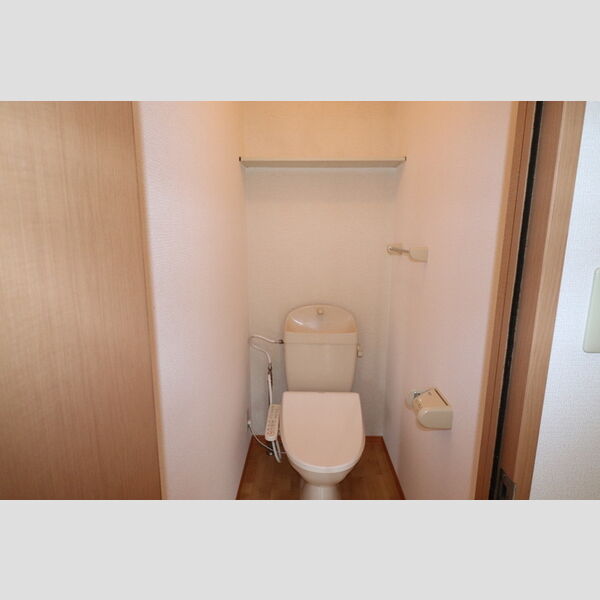 トイレ (温水洗浄暖房便座)