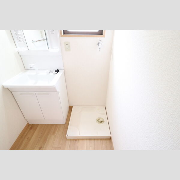 その他 (室内洗濯機置場)