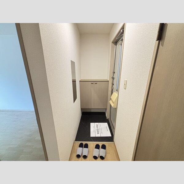 玄関 (玄関)