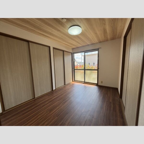 居室・リビング (LDK横洋室)