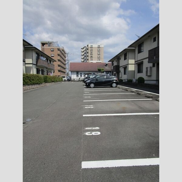 駐車場 (駐車場)