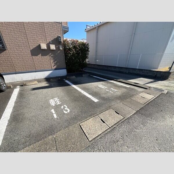 駐車場 (駐車場)