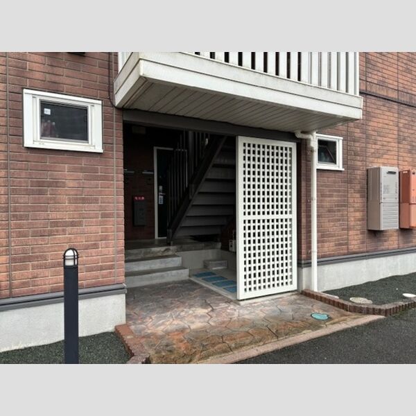 エントランス (エントランス)