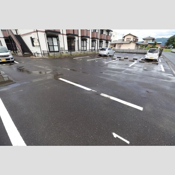駐車場 (駐車場)