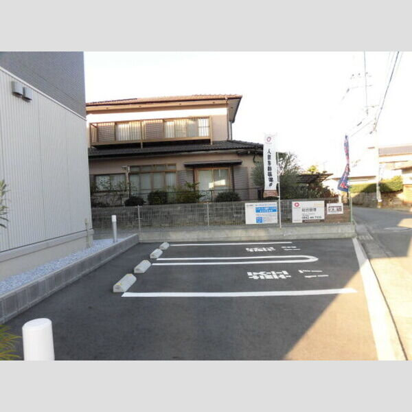 駐車場 (駐車場)