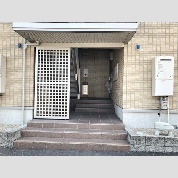 エントランス (エントランス)