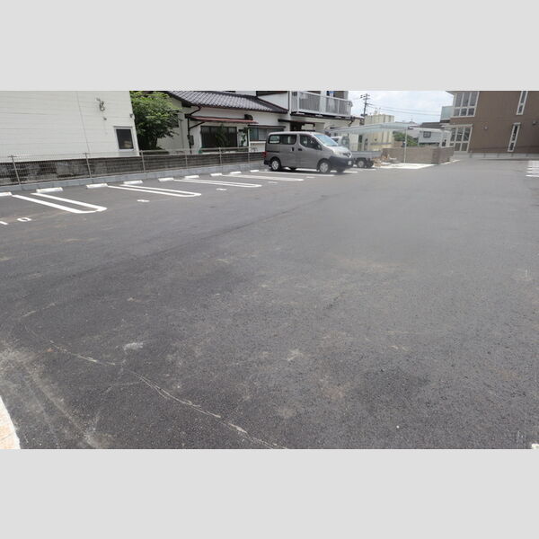駐車場 (駐車場)