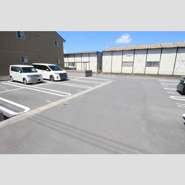 駐車場 (駐車場)