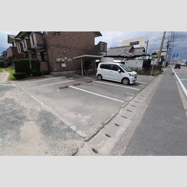 駐車場 (駐車場)