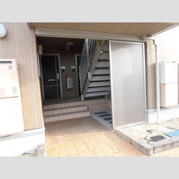 エントランス (エントランス)