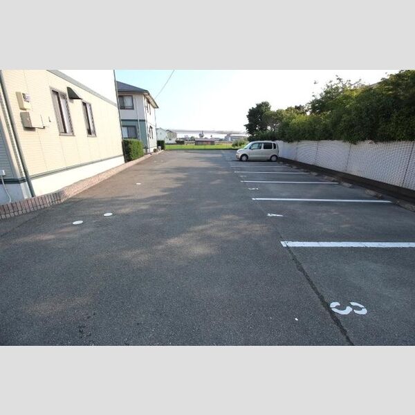 駐車場 (駐車場)