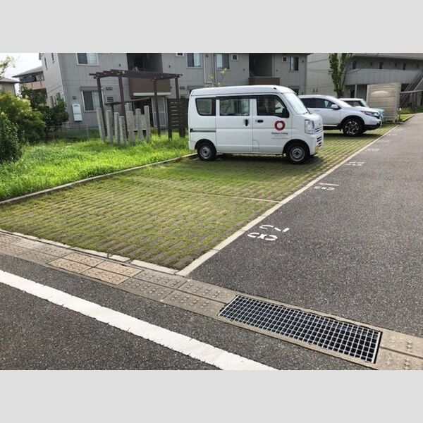 駐車場 (駐車場)