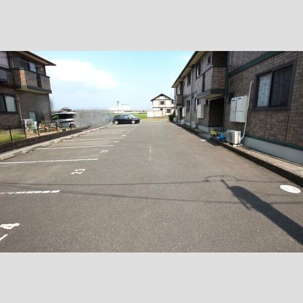 駐車場 (駐車場)