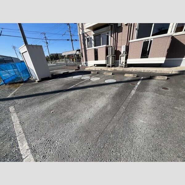 駐車場 (駐車場)