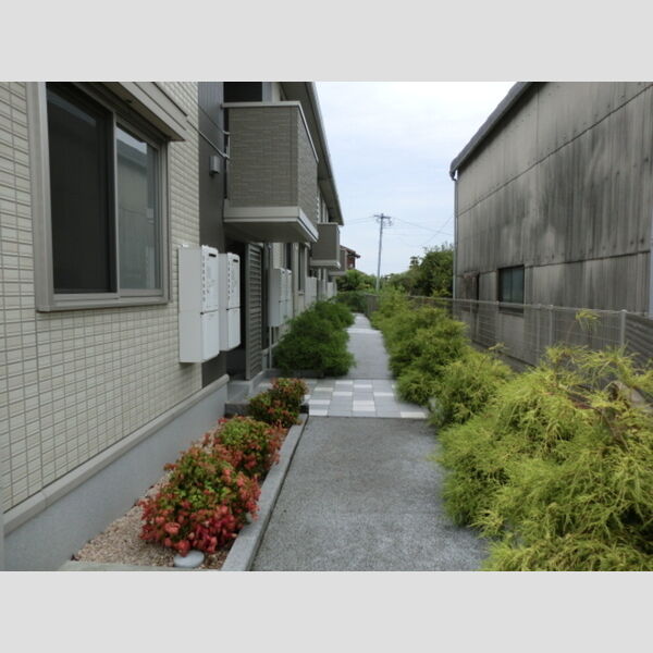 エントランス (共用部)