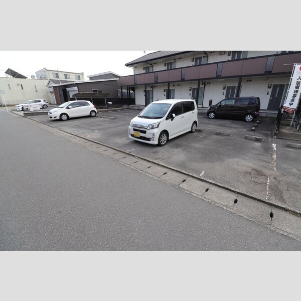 駐車場 (駐車場)