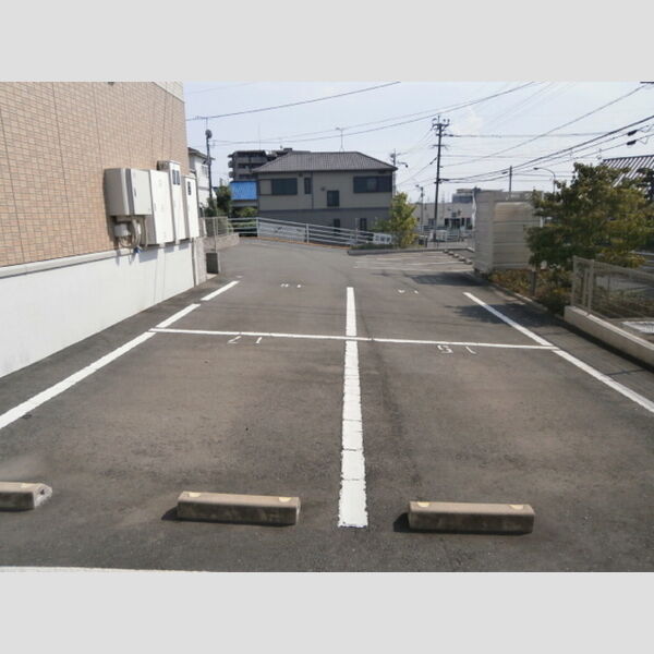 駐車場 (駐車場)