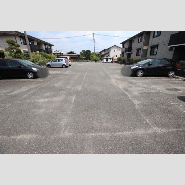 駐車場 (駐車場)