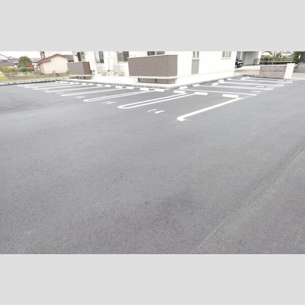 駐車場 (駐車場)