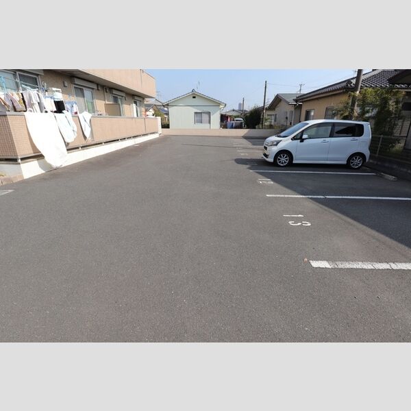駐車場 (駐車場)
