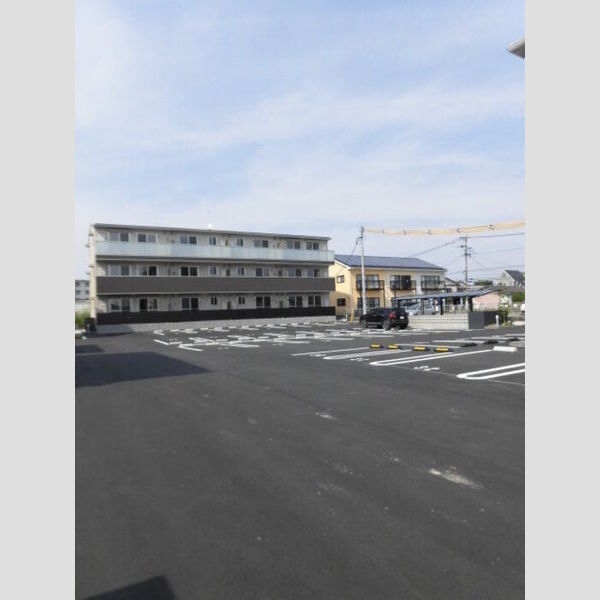 駐車場 (駐車場)