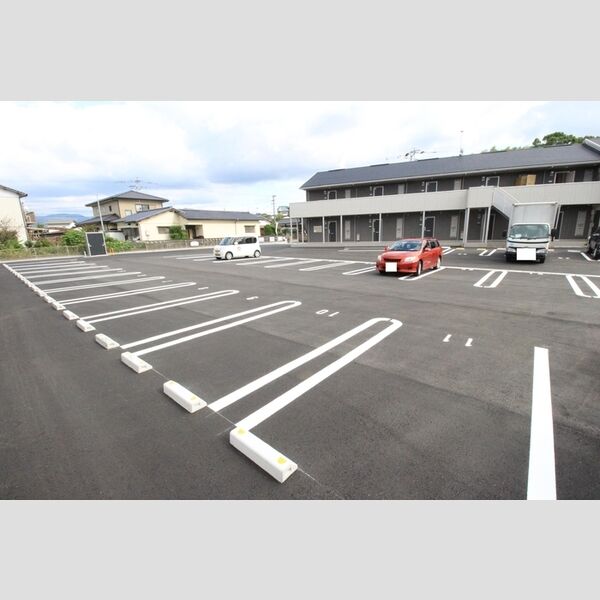 駐車場 (駐車場)