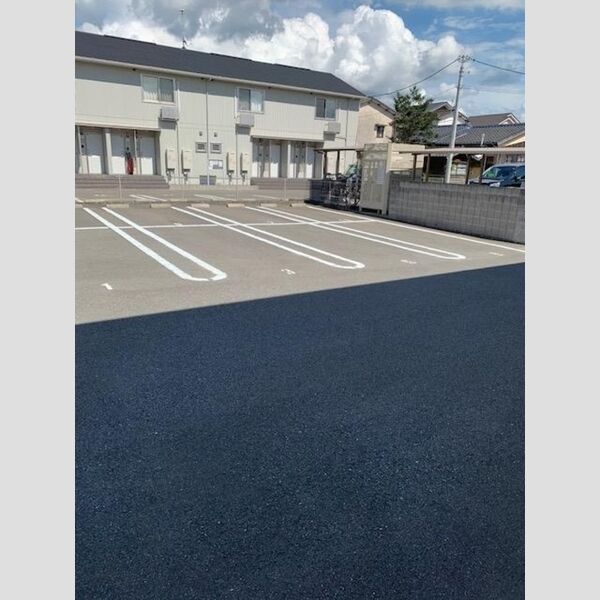 駐車場 (駐車場)