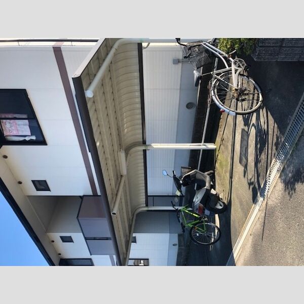 現地周辺 (駐輪場)