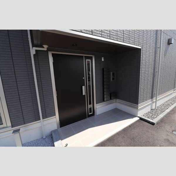 エントランス (エントランス)