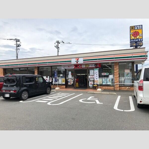 現地周辺 (セブンイレブン久留米朝妻店まで540m)