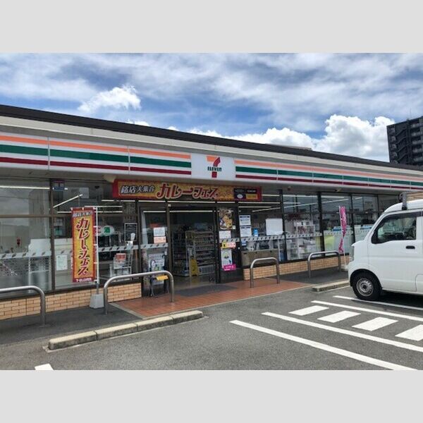 現地周辺 (セブンイレブン小郡祇園1丁目店まで374m)