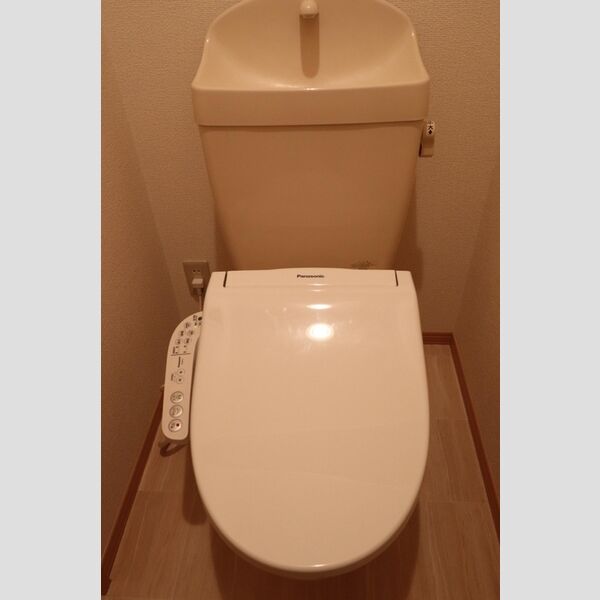 トイレ (リーベン ルーチェ203　トイレ)