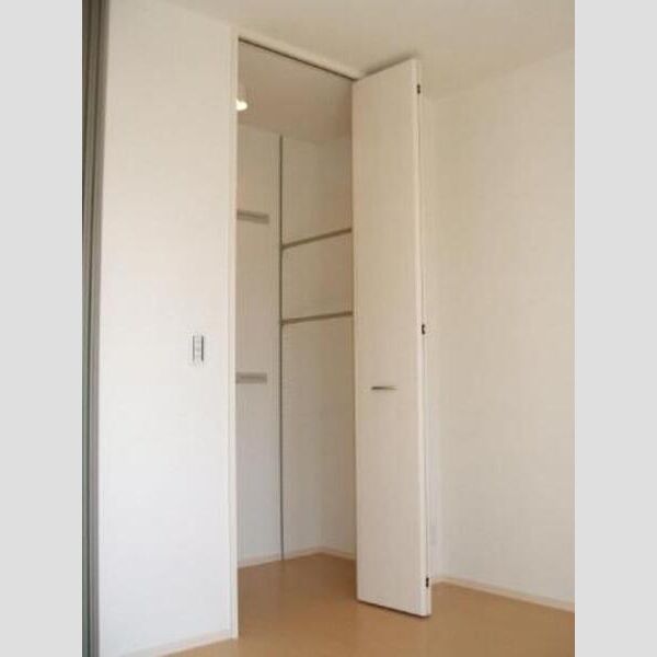 収納 (洋室収納)