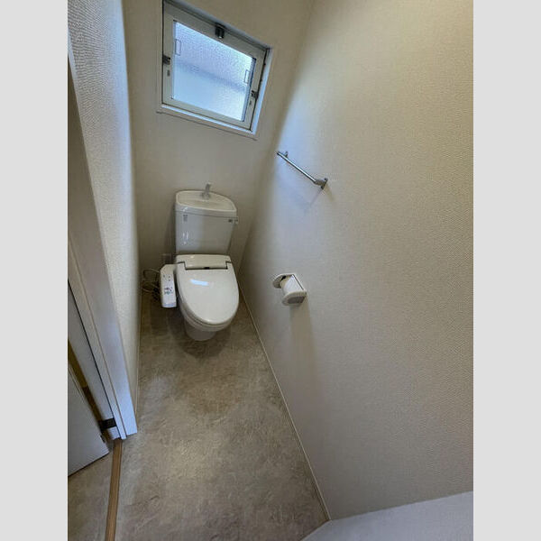 トイレ (B103　温水洗浄暖房便座)