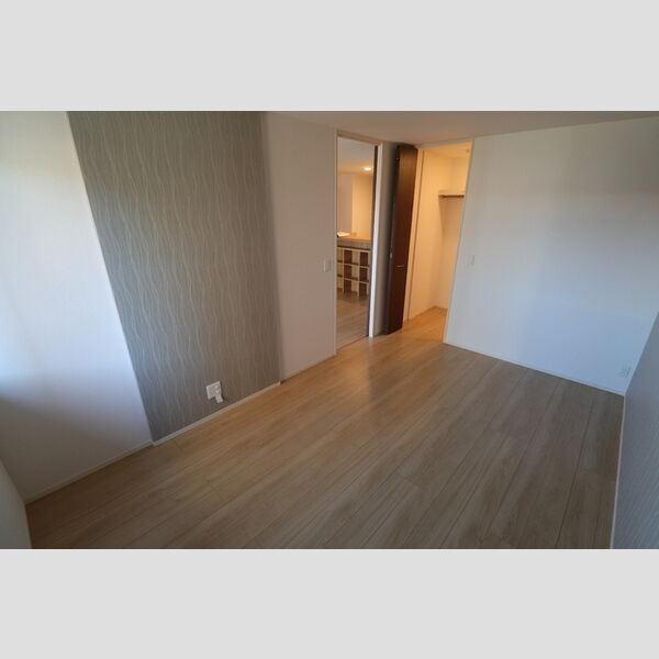 その他 (202　洋室)