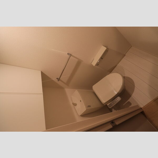 トイレ (202　温水洗浄暖房便座)