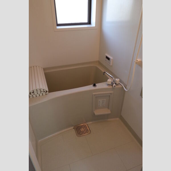 バス (203　浴室)