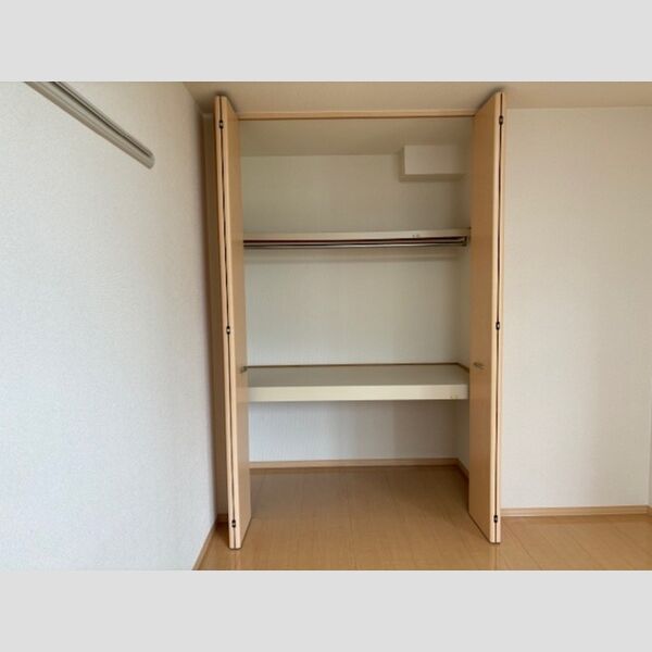 収納 (101　クローゼット)