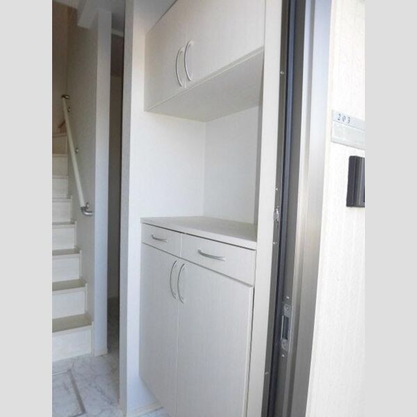 玄関 (A203　シューズボックス)