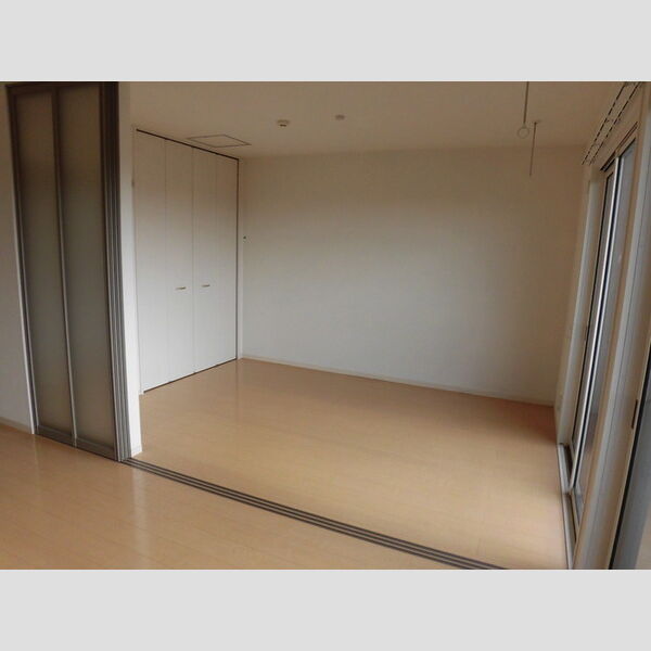 その他 (洋室)