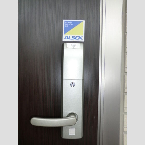 玄関 (カードキー仕様)