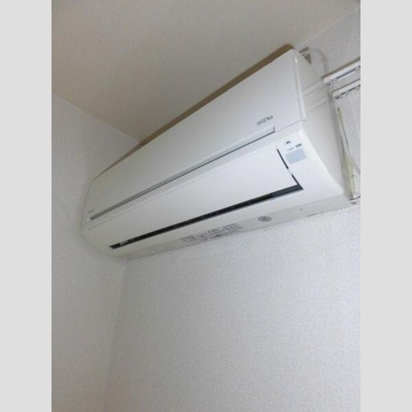 その他 (205 エアコン)