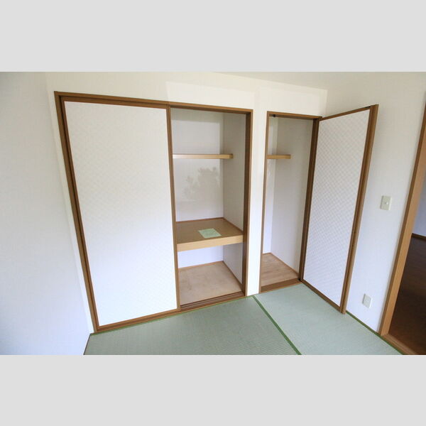 その他 (和室　収納)