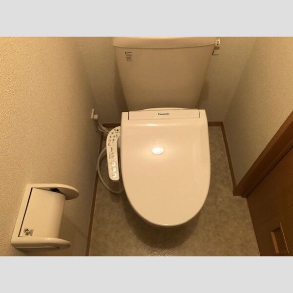 トイレ (B201　温水洗浄暖房便座)