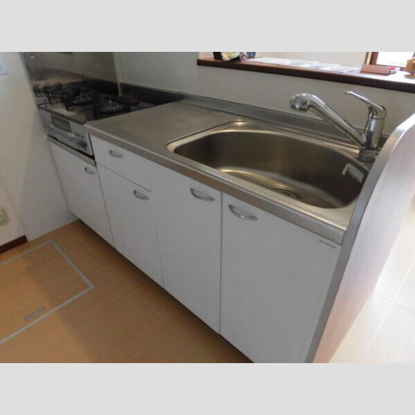 キッチン (対面キッチン(2口コンロ付))