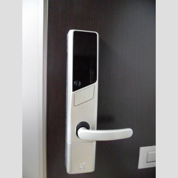 玄関 (ICカードキー)