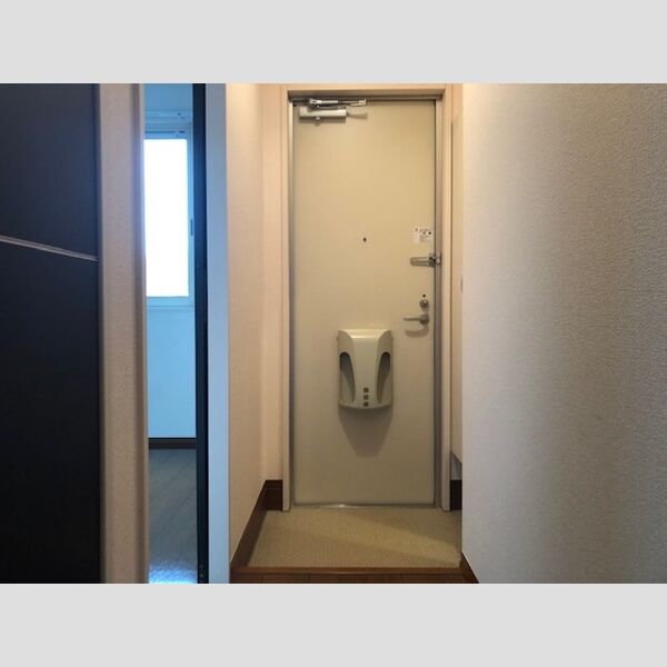 玄関 (102　玄関)