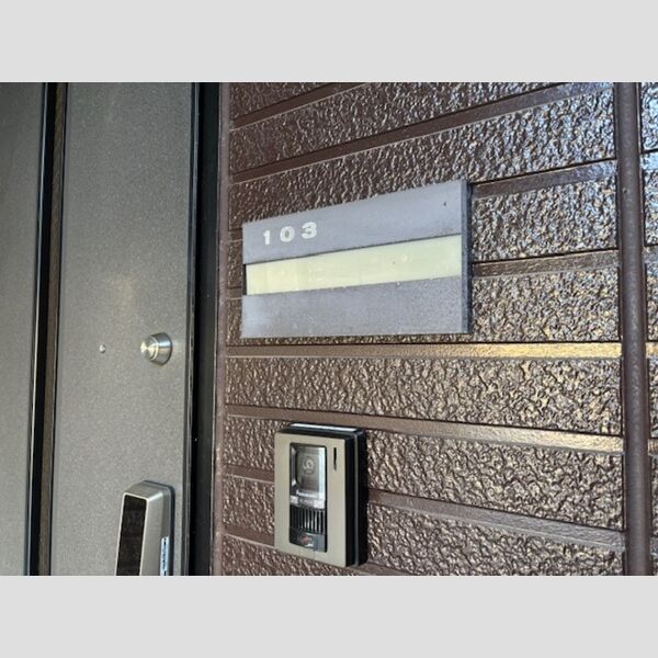 玄関 (インターホン)